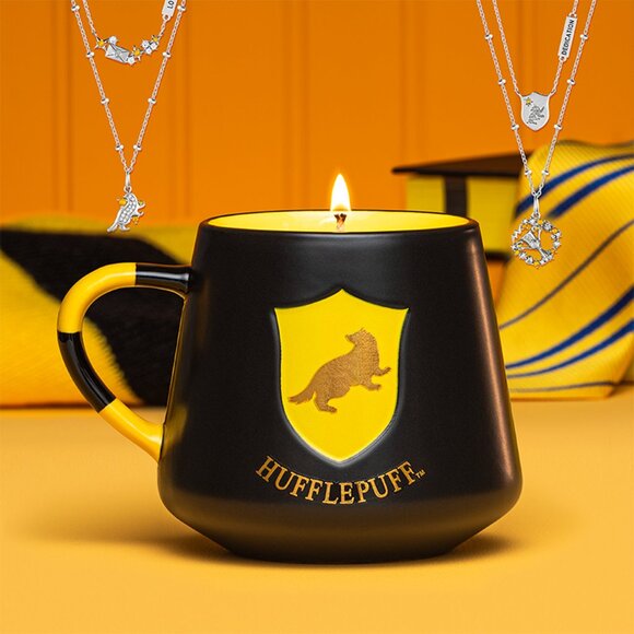 2021 Harry Potter Hufflepuff House pride Candle Mug with Necklace Charmed Aroma - Picture 1 of 7